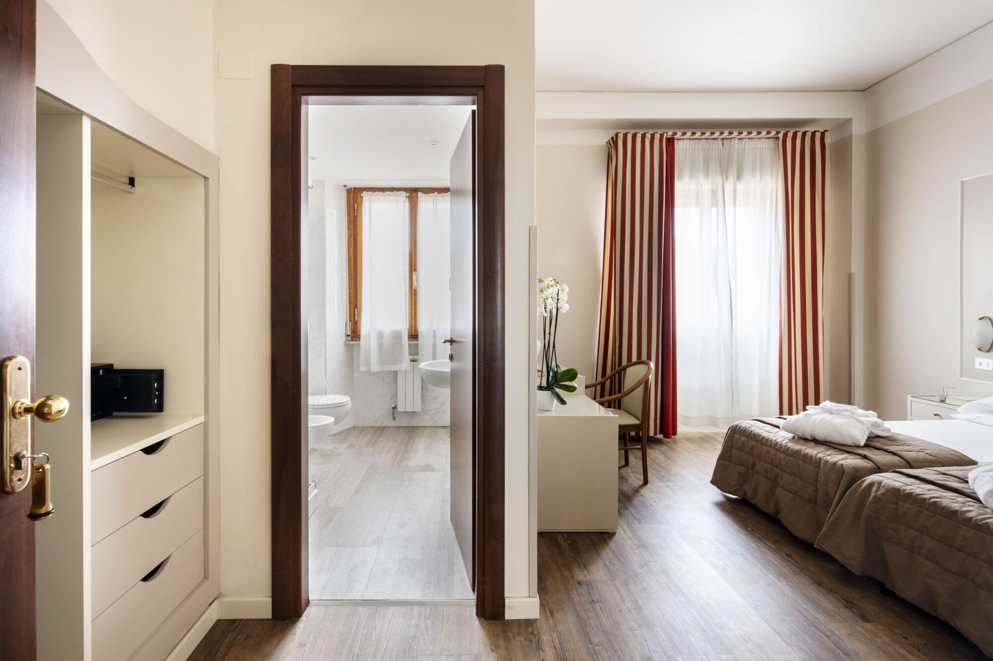 Ariston & 4*