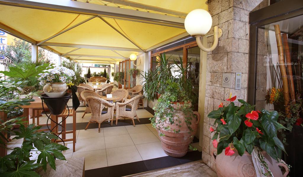 Hotel Ariston &